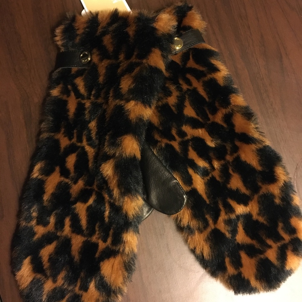 Michael Kors Mittens